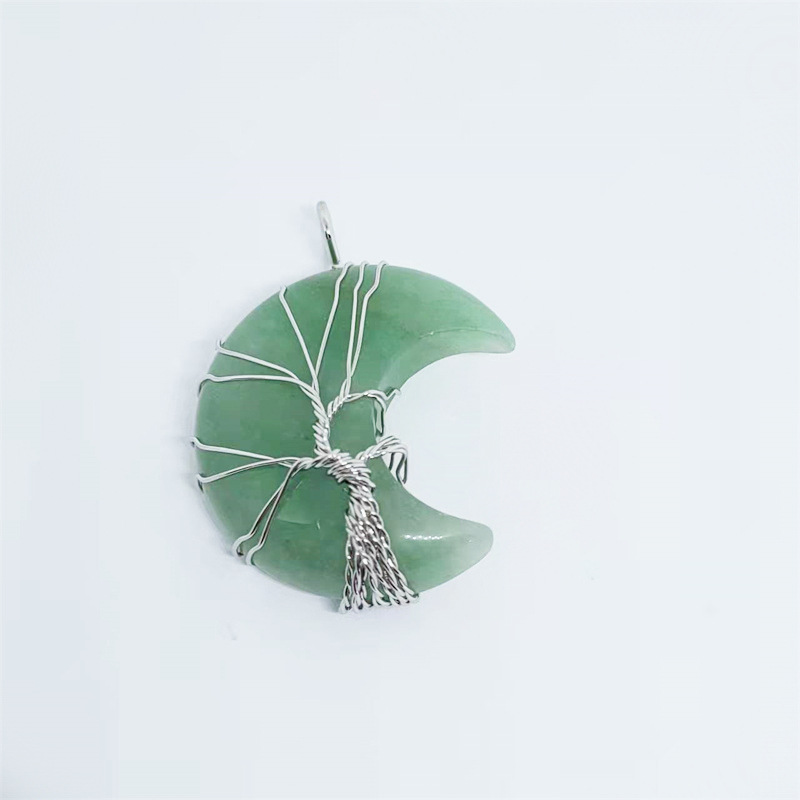 Green aventurine (silver winding)