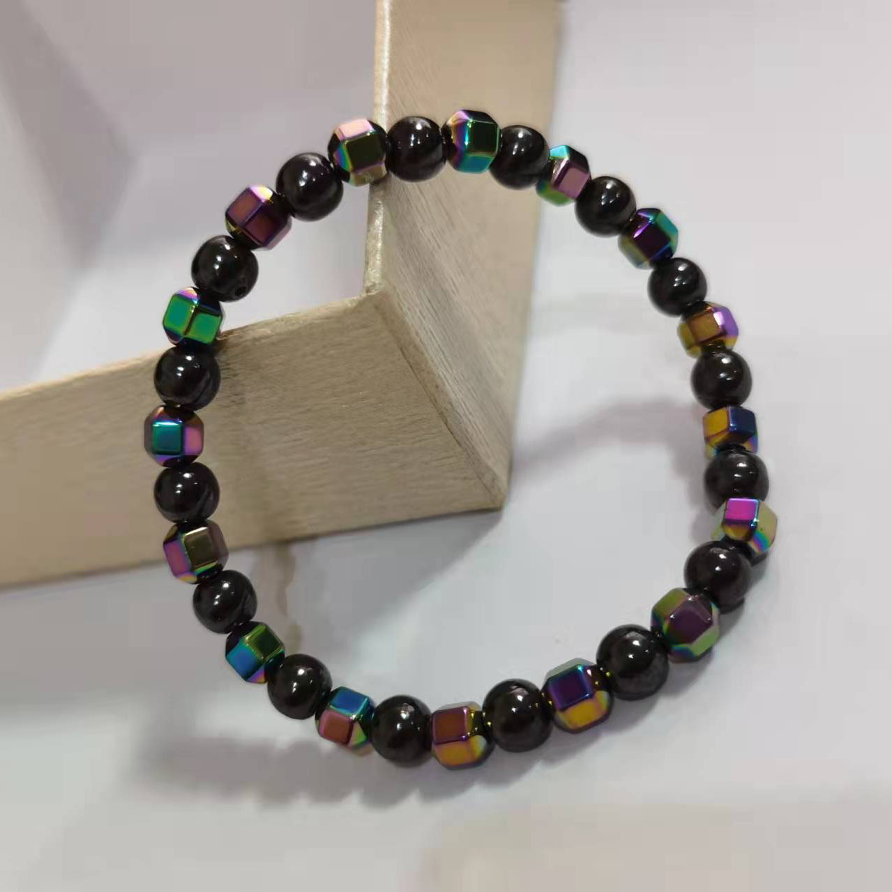 1:Color black gallstone style