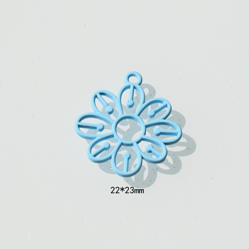 Multiple sky blue florets 22x23mm