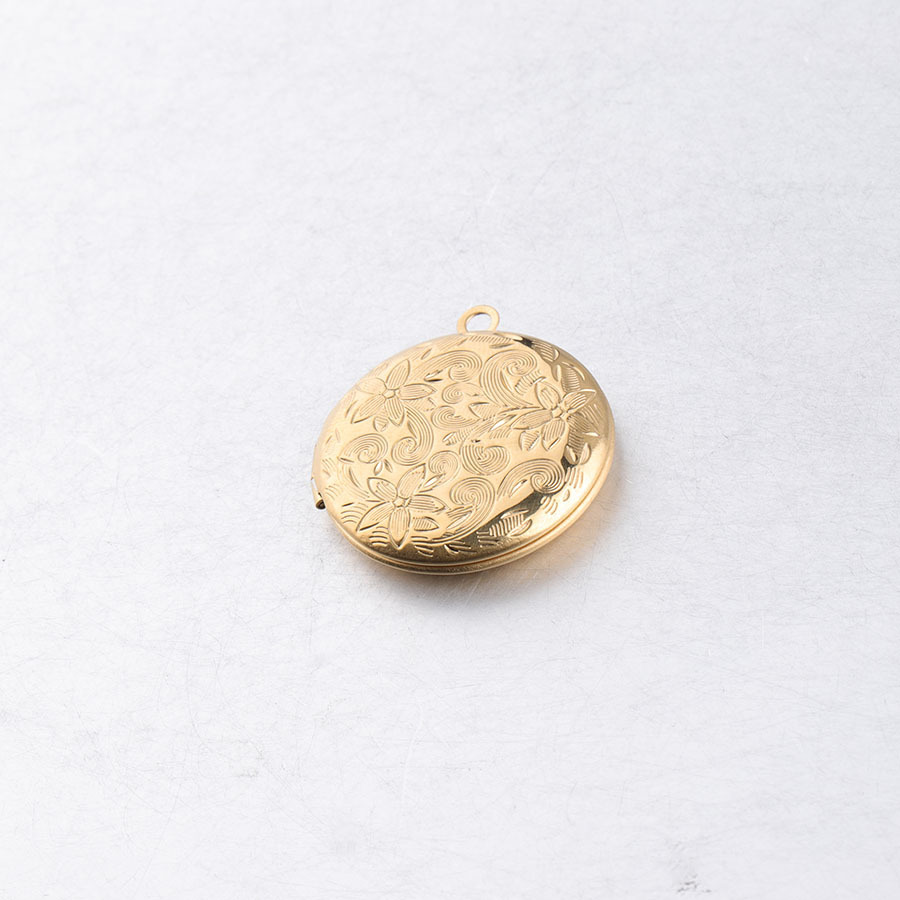 gold pendant