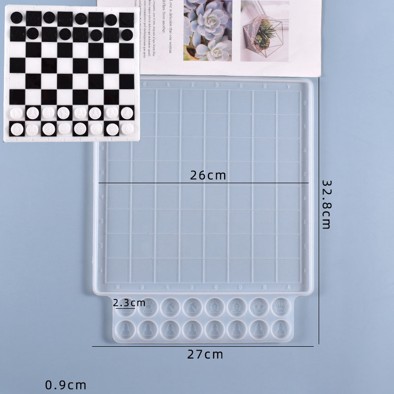 7:Chess Silicone Mol