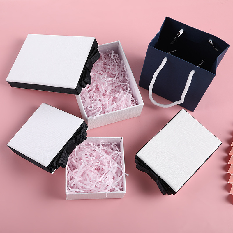 1:white gift box