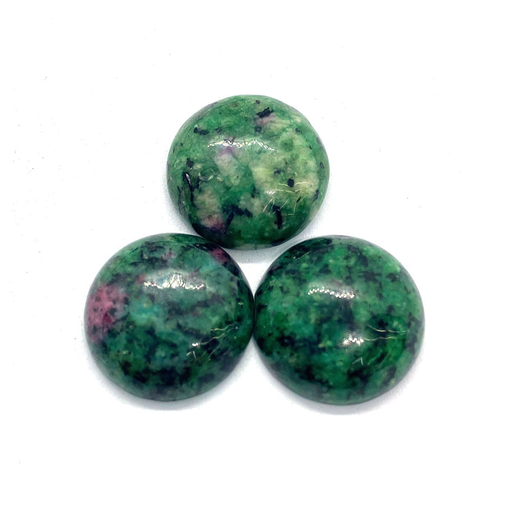 Ruby in Zoisite 14mm