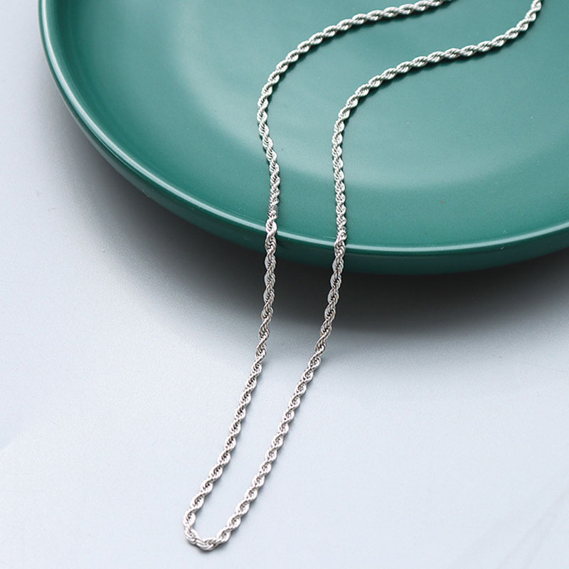 4:Fine steel twist chain 2mm,50cm