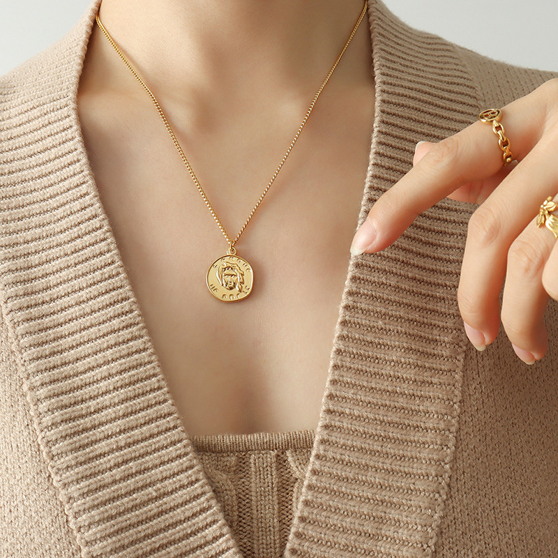 Gold Portrait Round Necklace-45+5cm