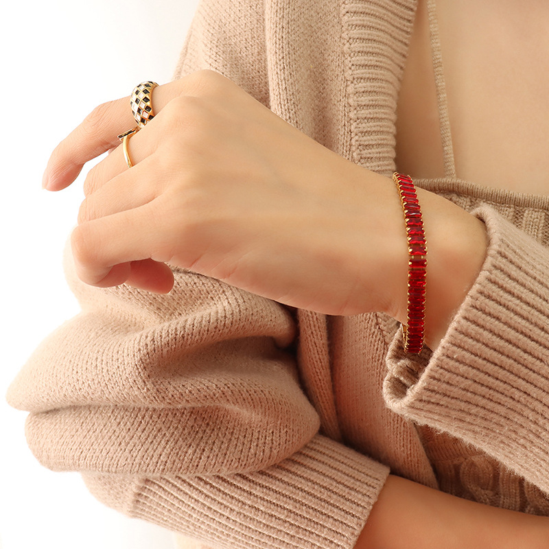 5:Red zircon bracelet -17cm