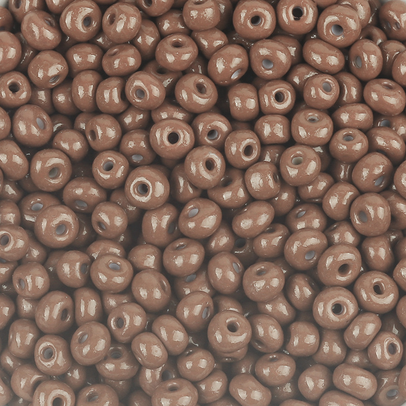 brown,about 680 pcs