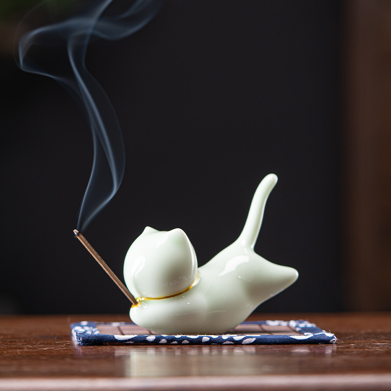 Cute cat incense stick blue 7.3*3*6.5cm