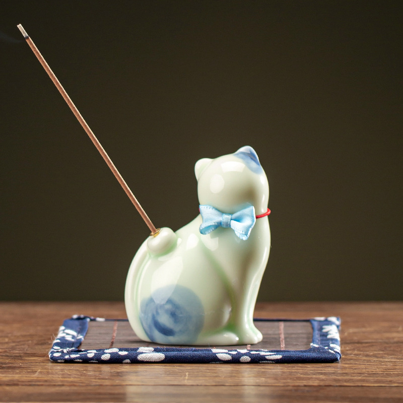 3:Cyan small fat cat underglaze color incense stick