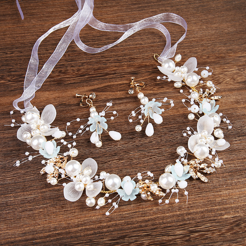 White and blue flower set