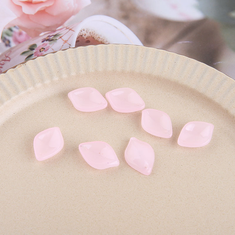 7:7#Light pink cherry blossom petals 13x19mm