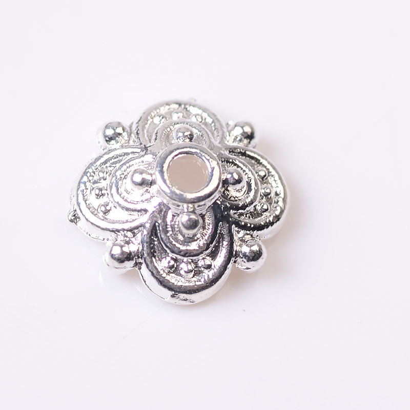 Silver 8x8mm