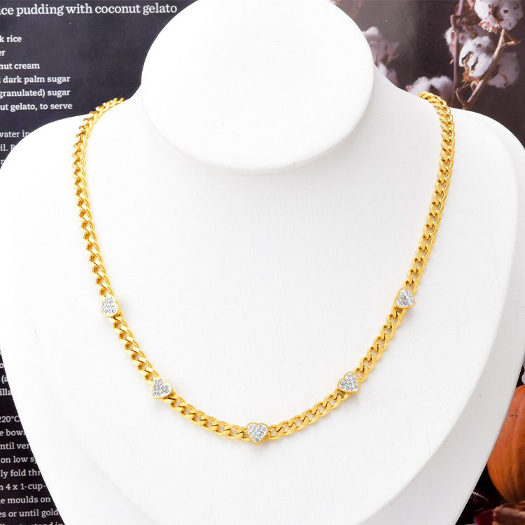 1:Necklace Gold