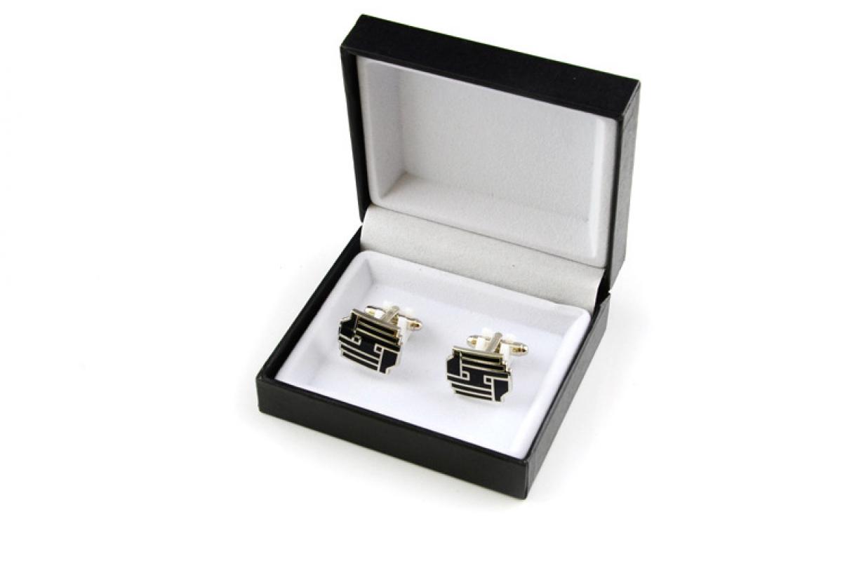 black - put cufflinks