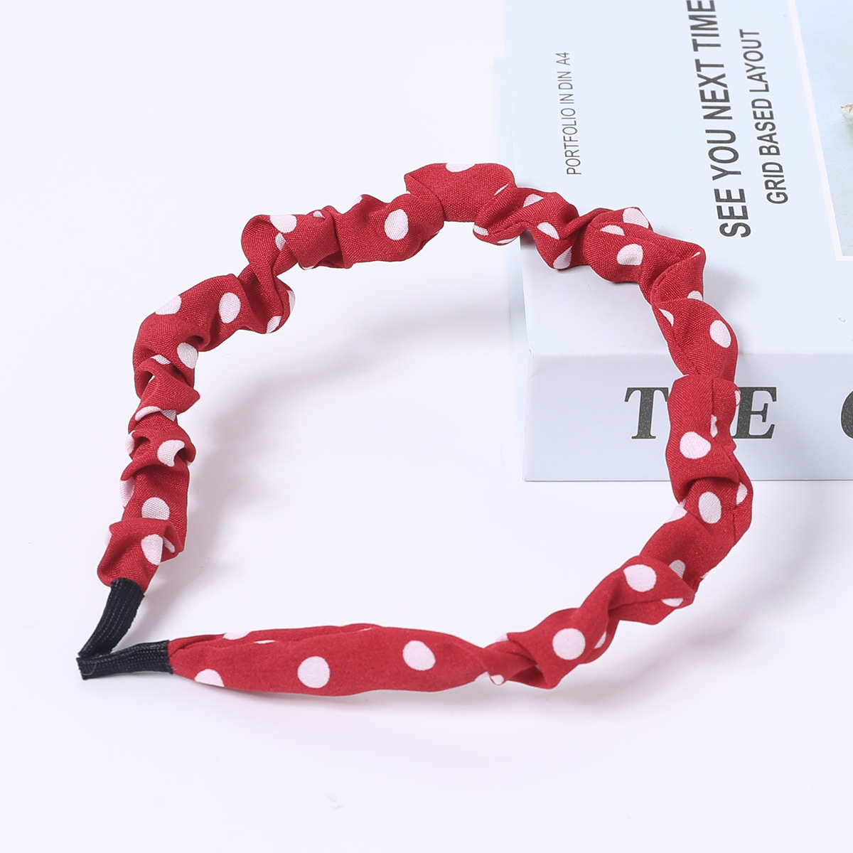 1:red dot cloth large intestine headband