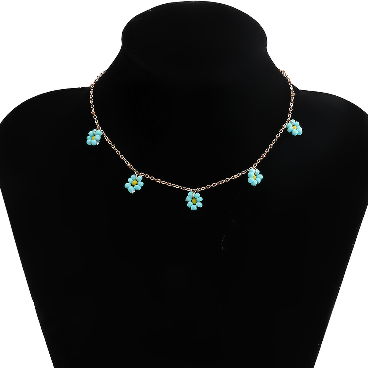 necklace Light blue