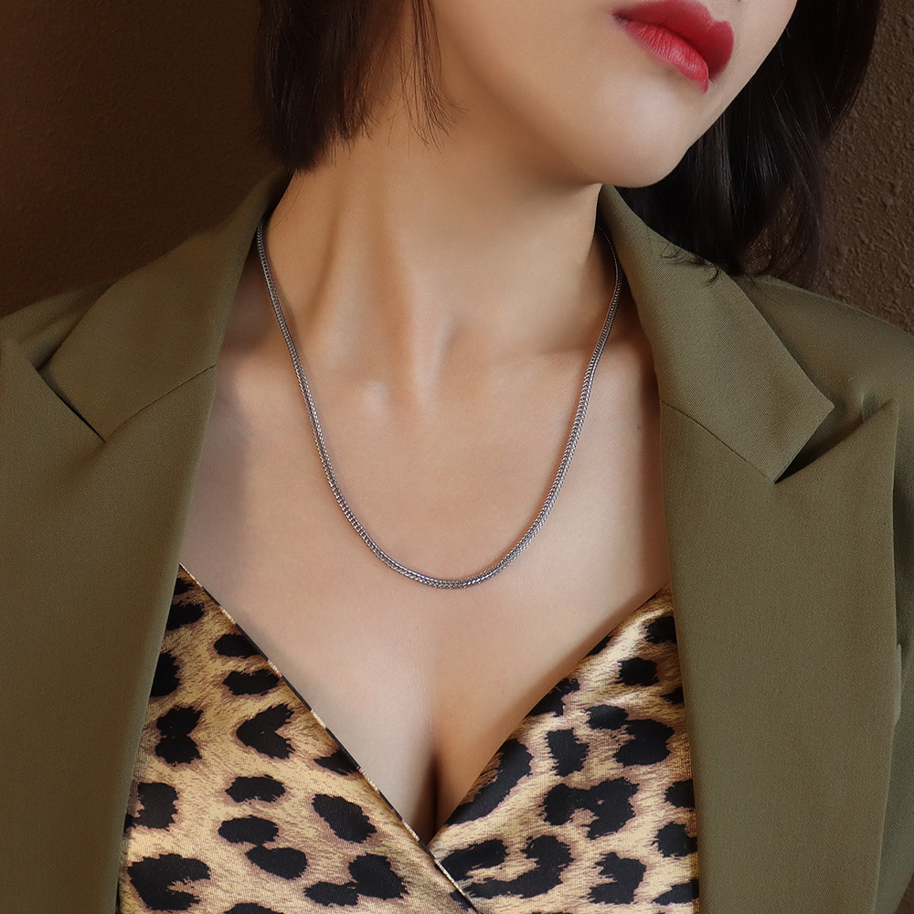 4:P1047 Steel Color Hollow Chain Necklace 50cm