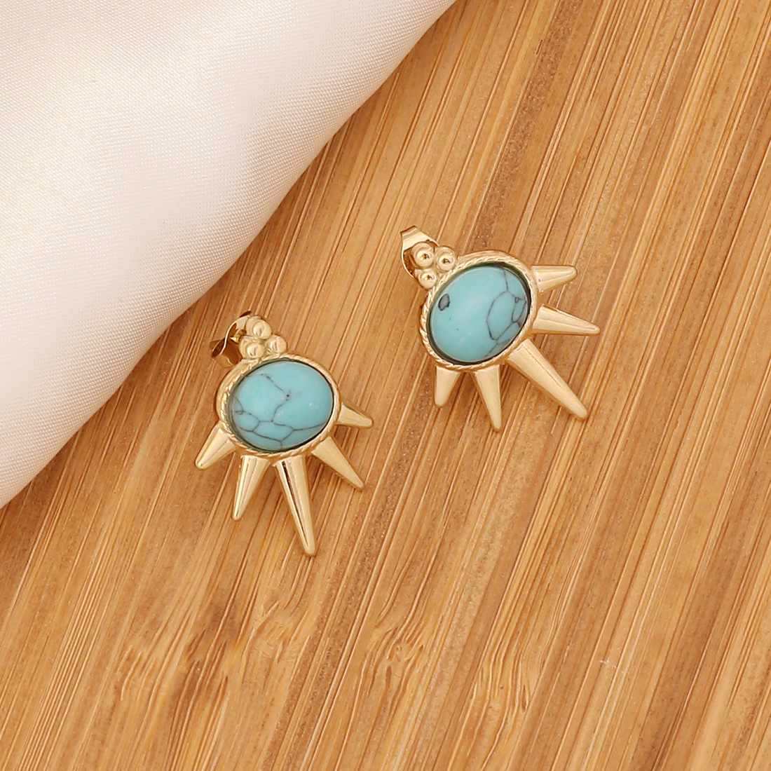 3:3# earrings 3x2.5cm