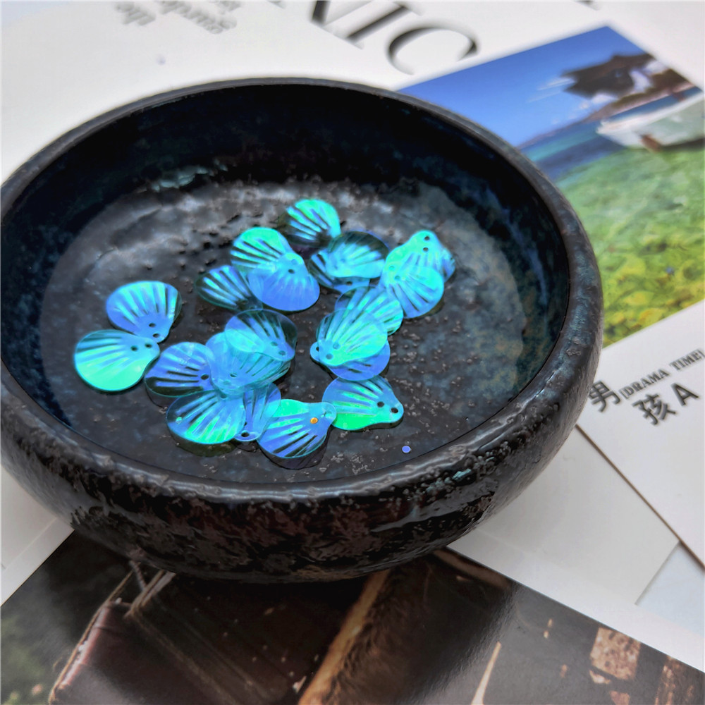 Transparent lake blue 13 * 14mm