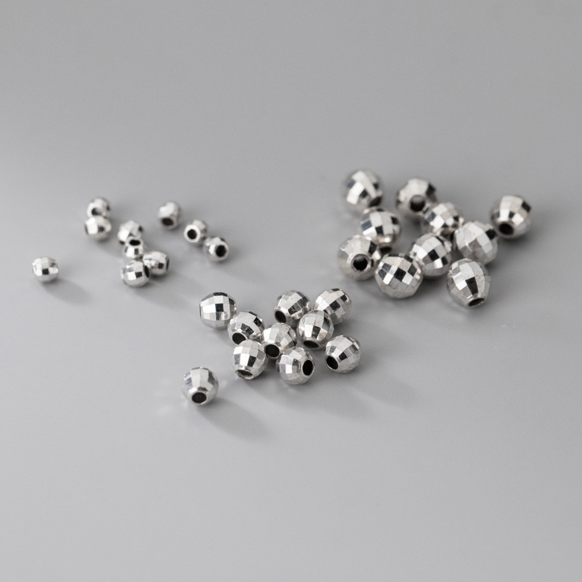 silver  4MM