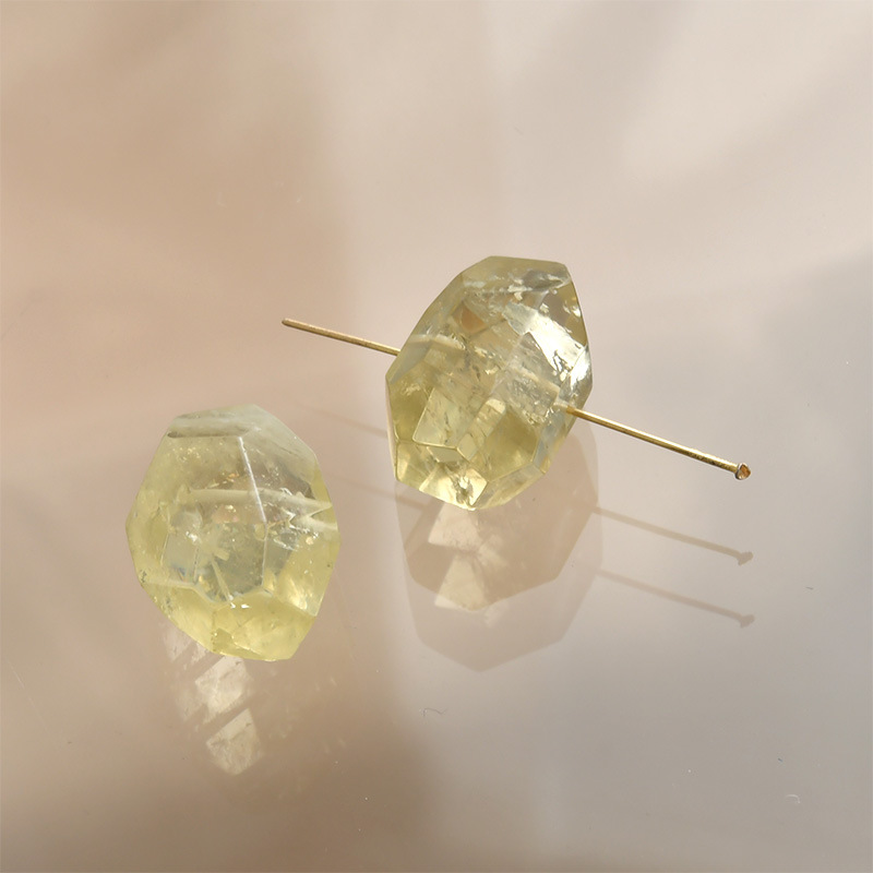 12 Citrine