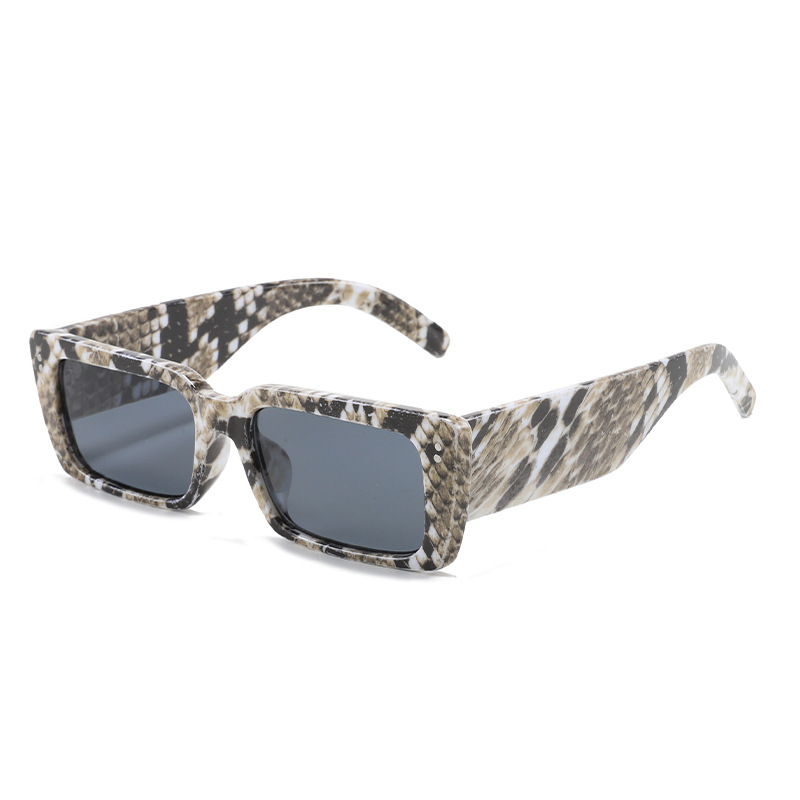 Snakeskin Frame Black and Grey Sheet