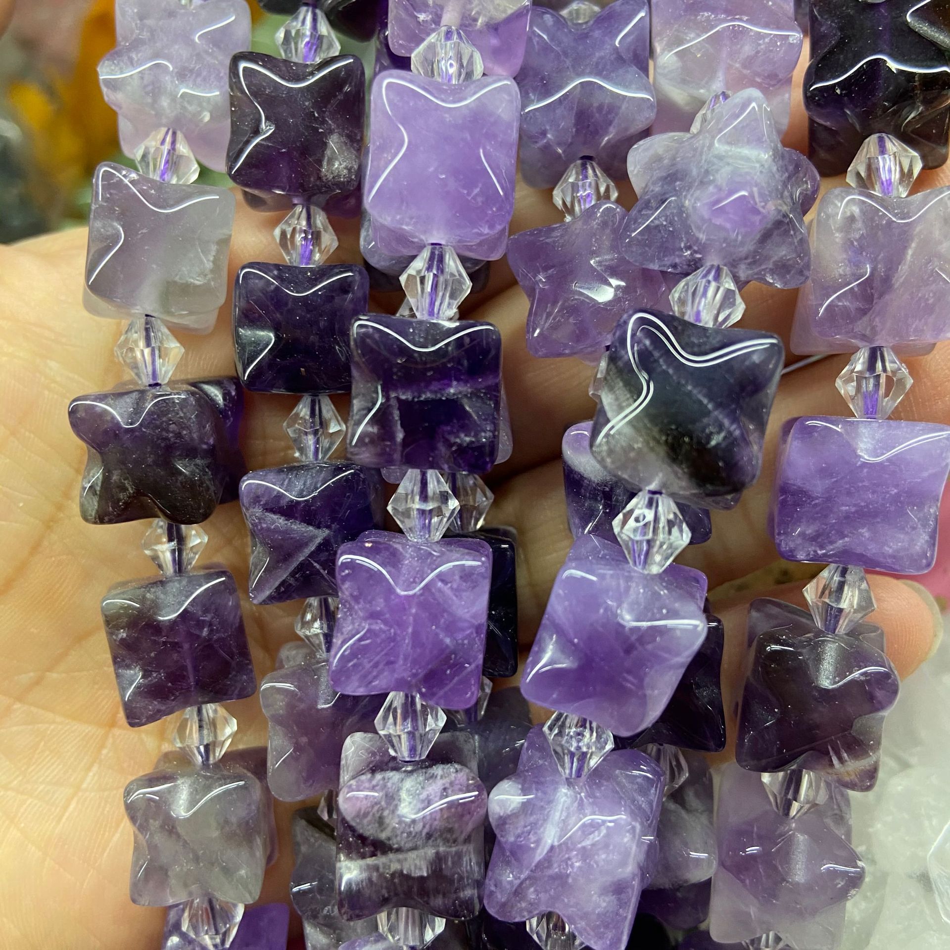 7 sombre Amethyst