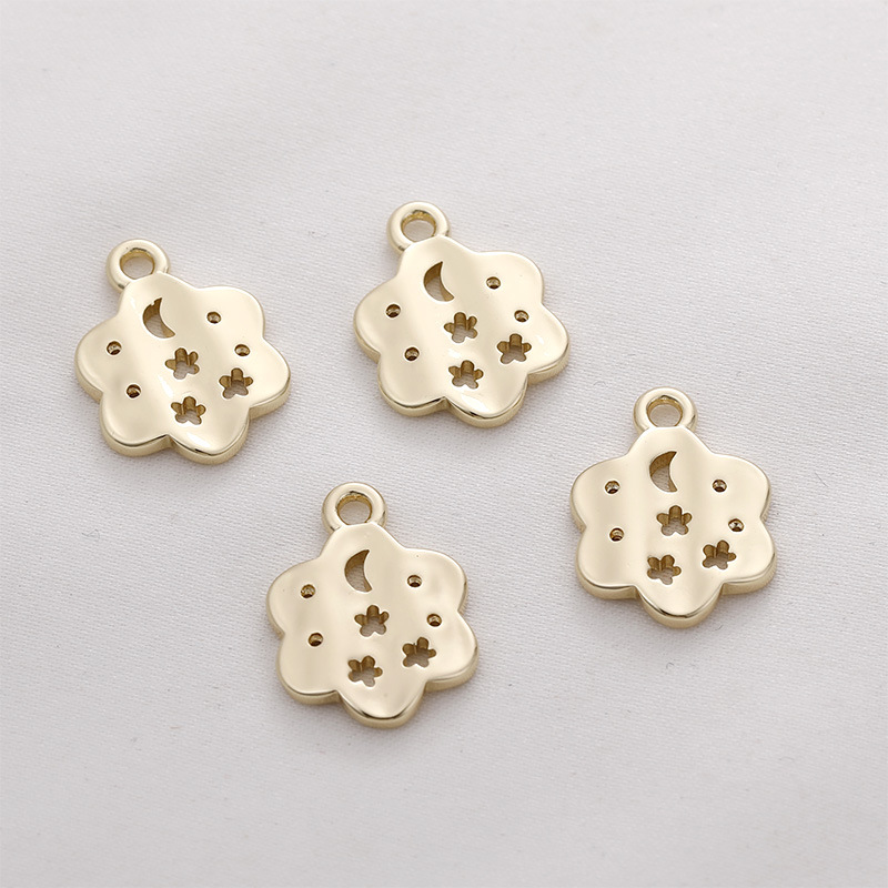 1:11# Gold Flower Pendant 13x17mm