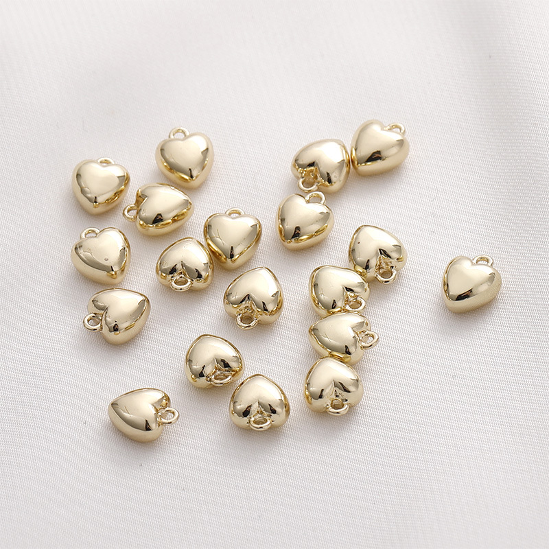 17#Golden Fat Heart 7x9mm