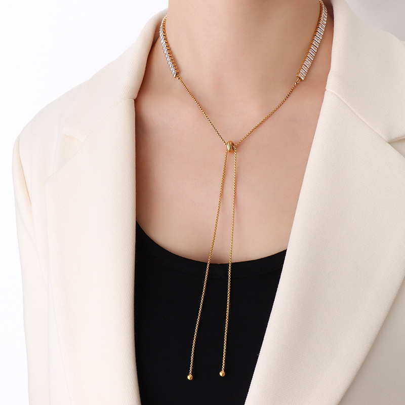 3:P190 Gold Necklace 68cm