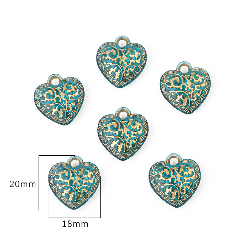 #15 Leaf Pattern Hearts 20 pcs/pack