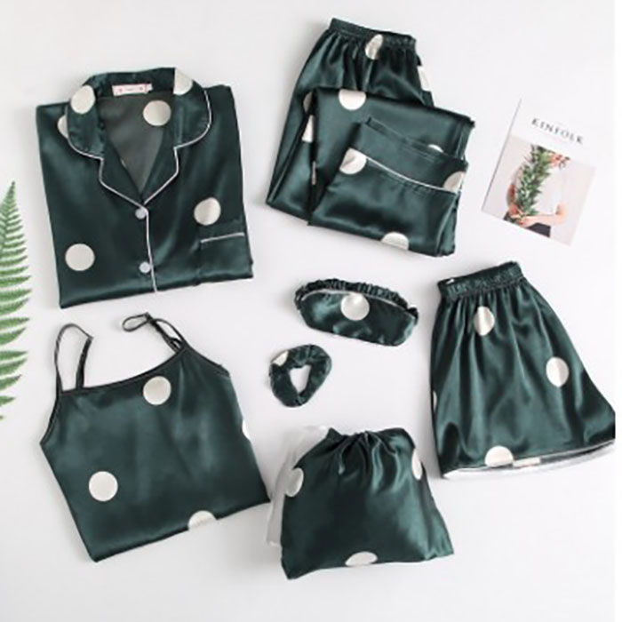 Green Dot Seven Piece Set