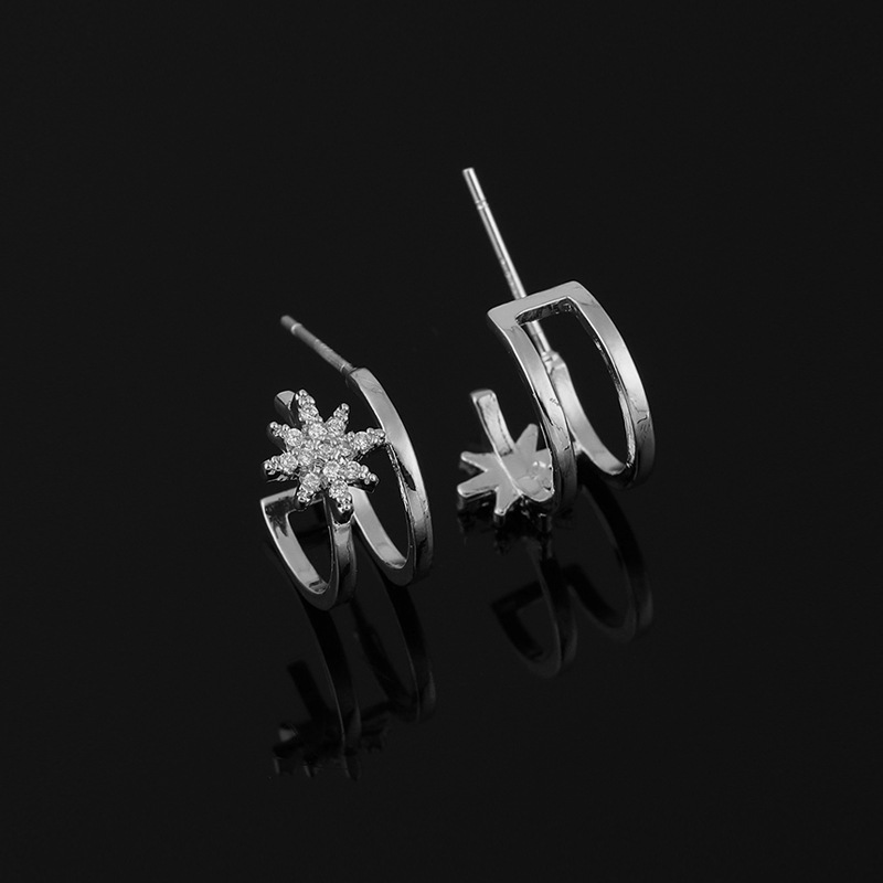 1:Silver Ear Studs