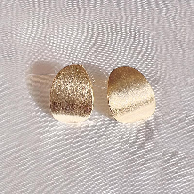 1:Ear Studs