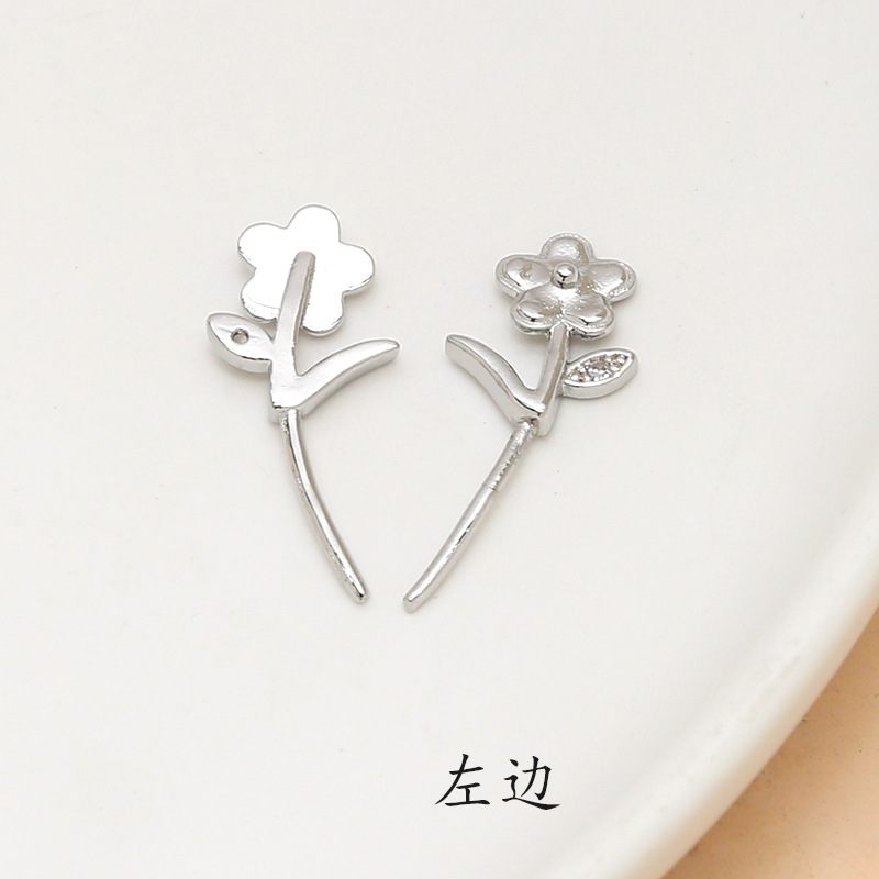 6:6# Flower White Gold Left 10x12mm