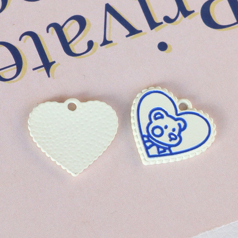 5# Royal blue bear love 19x17mm