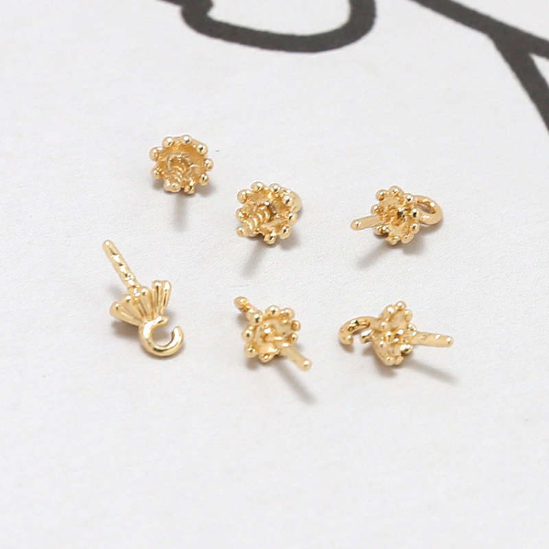 10:10# Medium Flower Shape K Gold 4x5mm