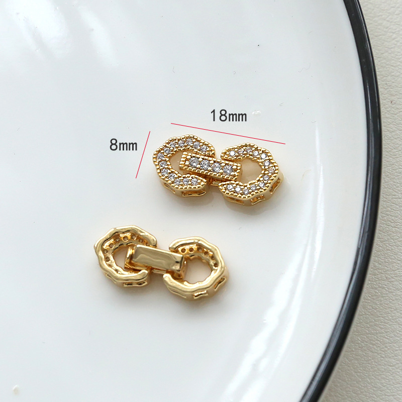 9:9# Irregular shape buckle