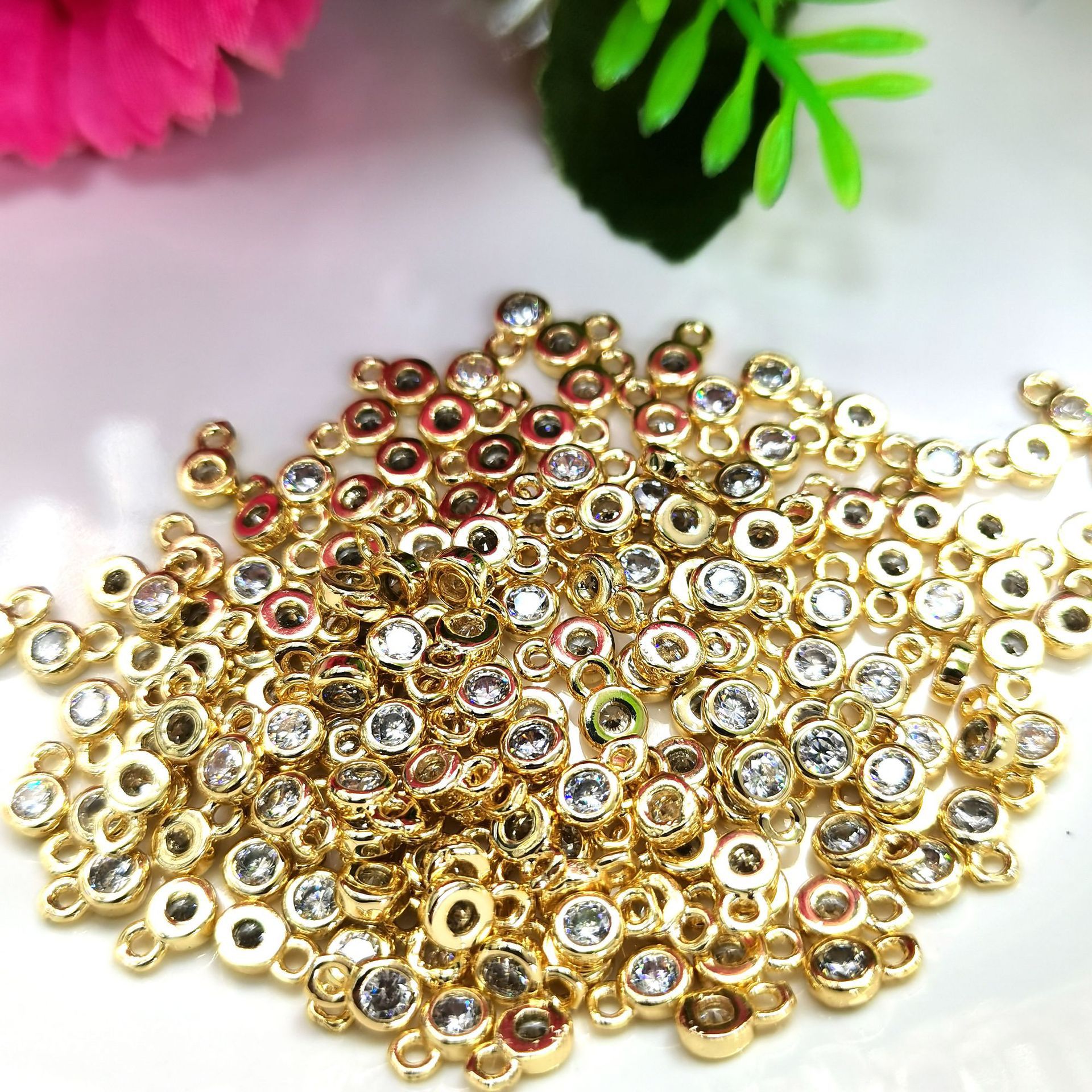 18K Gold color 4mm round shape