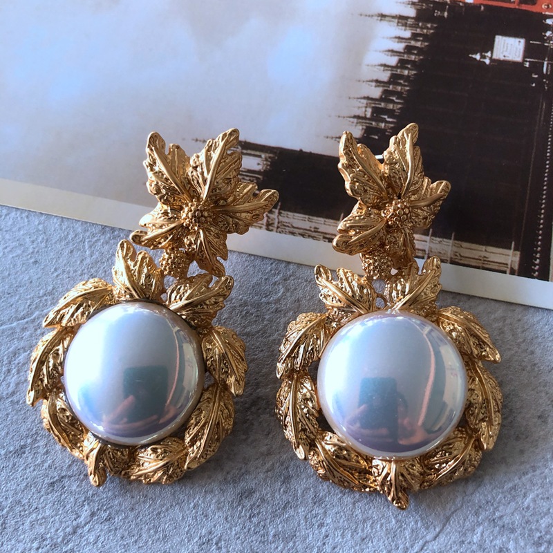 1:1 clip earring