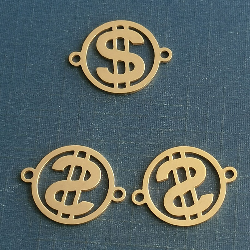 3:gold pendant