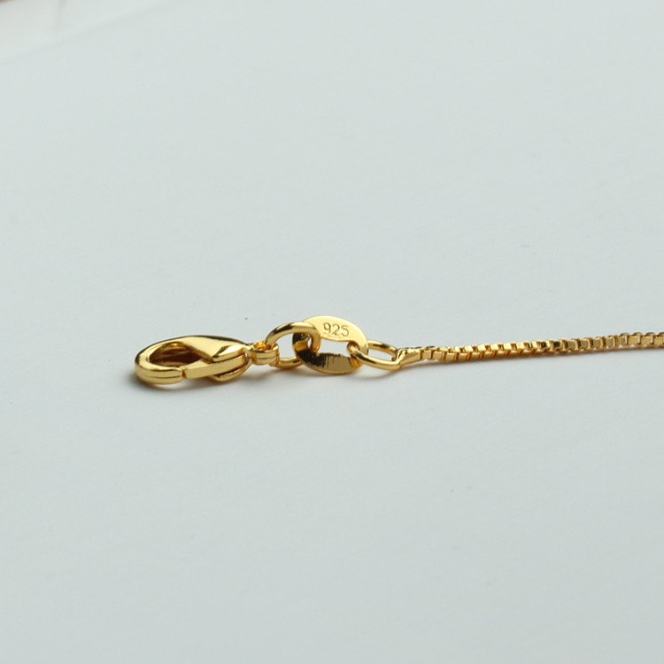 1:18K Gold