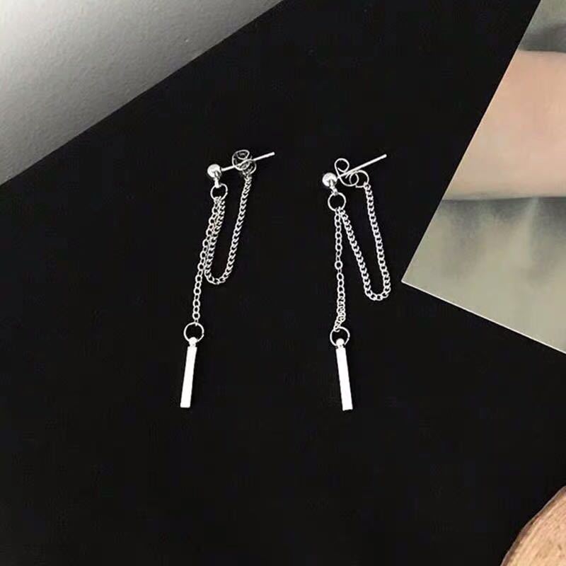 2:2 stud earring