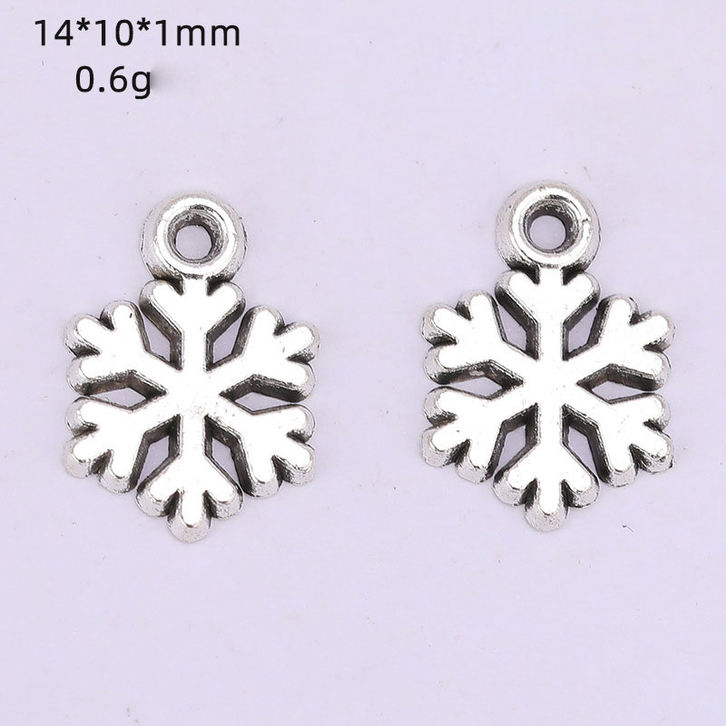 8:Christmas snowflake