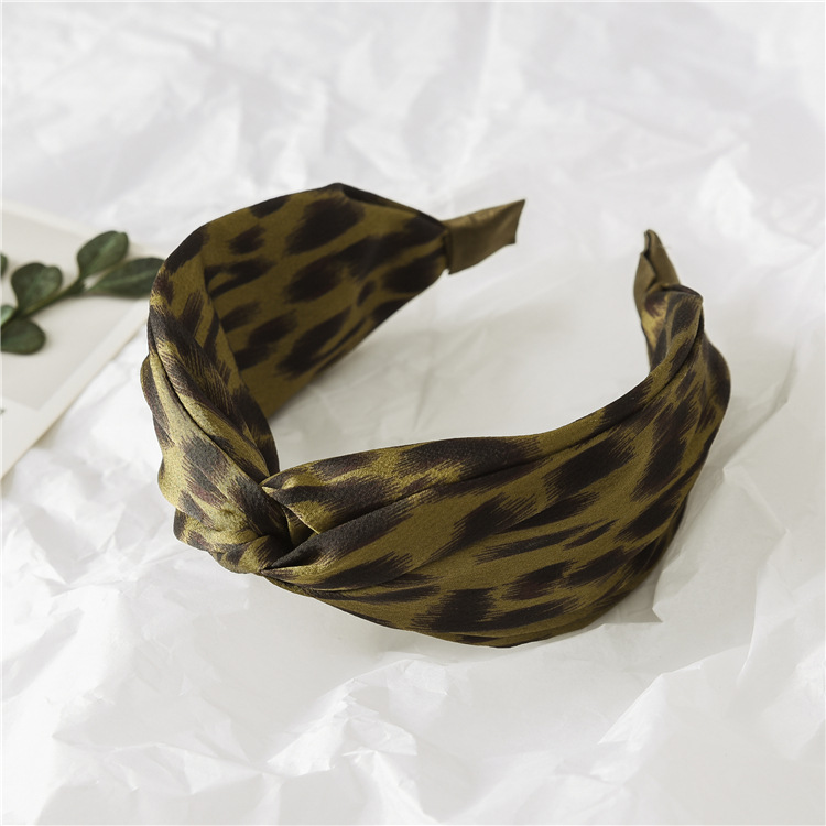 1:Leopard print green