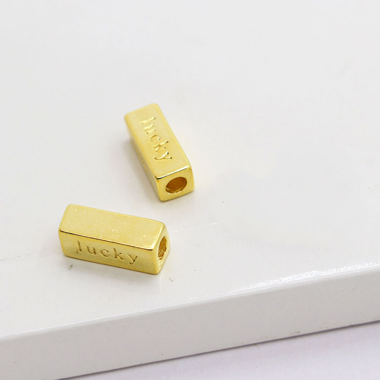 Rectangle gold10 * 4 mm diameter 2 mm