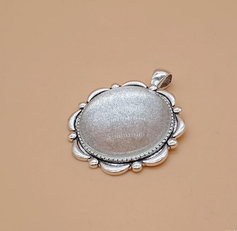 1:antique silver color