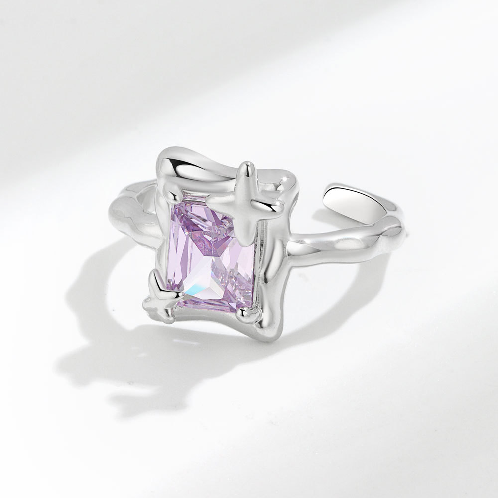 1:color platino placcato con strass viola