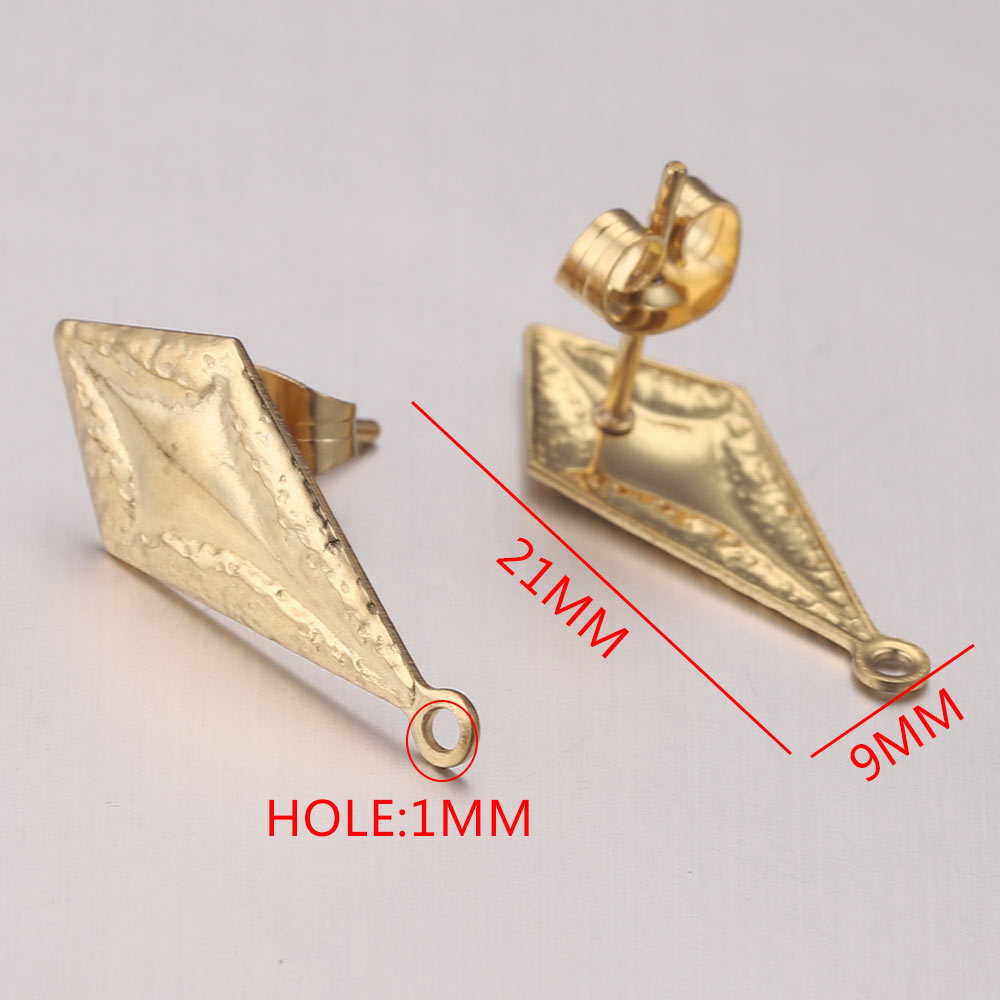 8:8-18K Gold