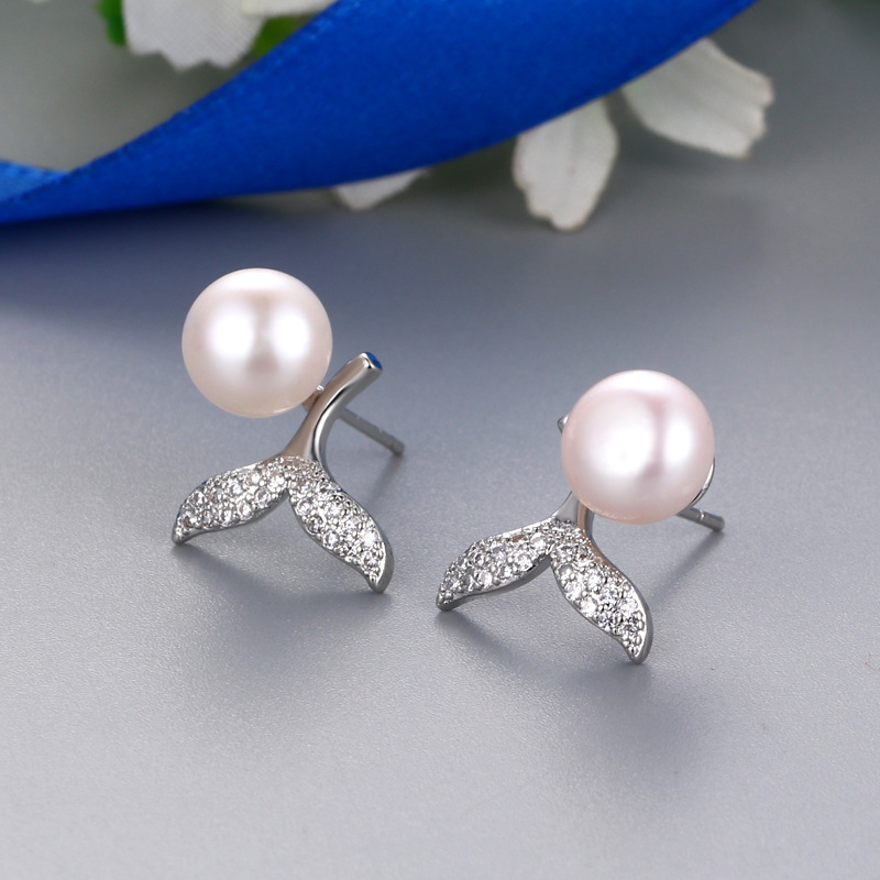 Platinum Color Stud Earring